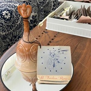 VINTAGE FENTON CHOCOLATE SLAG GLASS Patriots Bell LIMITED PRODUCTION 1976